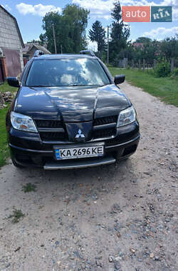 Внедорожник / Кроссовер Mitsubishi Outlander 2008 в 