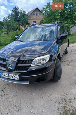 Внедорожник / Кроссовер Mitsubishi Outlander 2008 в 