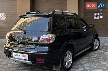 Внедорожник / Кроссовер Mitsubishi Outlander 2008 в 