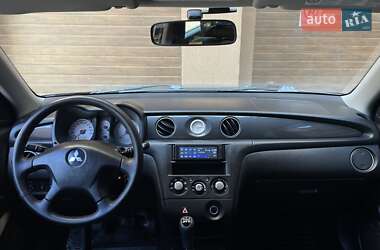 Внедорожник / Кроссовер Mitsubishi Outlander 2008 в 