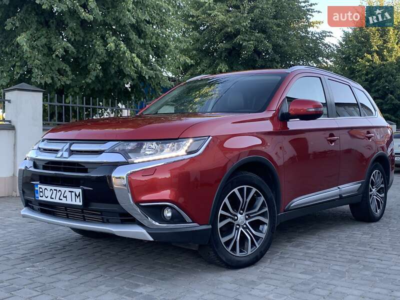 Mitsubishi Outlander 2015