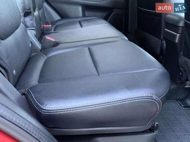 Внедорожник / Кроссовер Mitsubishi Outlander 2015 в Дрогобыче