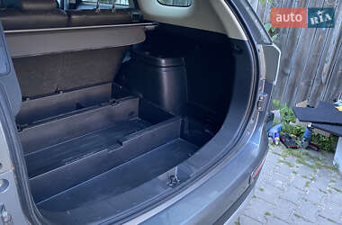 Позашляховик / Кросовер Mitsubishi Outlander 2014 в 