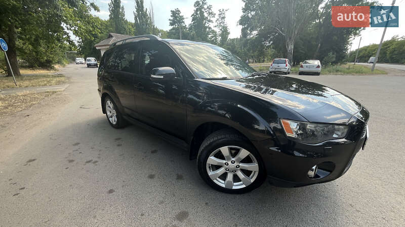 Внедорожник / Кроссовер Mitsubishi Outlander 2010 в Дружковке
