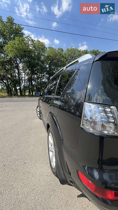 Внедорожник / Кроссовер Mitsubishi Outlander 2010 в Дружковке
