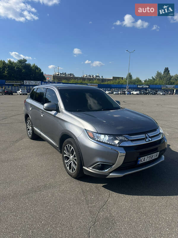 Mitsubishi Outlander 2017