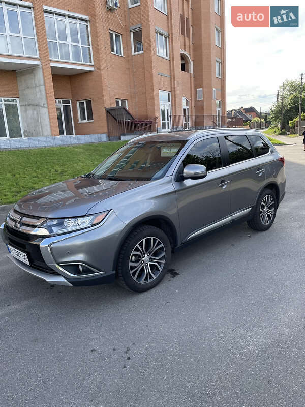 Mitsubishi Outlander 2018