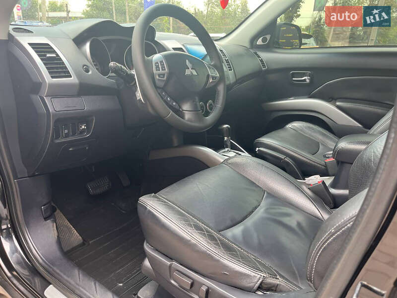 Позашляховик / Кросовер Mitsubishi Outlander 2008 в Кривому Розі