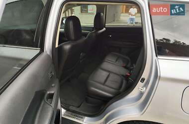 Внедорожник / Кроссовер Mitsubishi Outlander 2013 в 