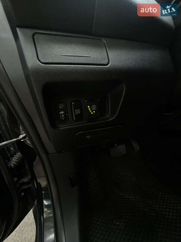 Внедорожник / Кроссовер Mitsubishi Outlander 2008 в Чернигове фото 19 Внедорожник / Кроссовер Mitsubishi Outlander 2008 в Чернигове