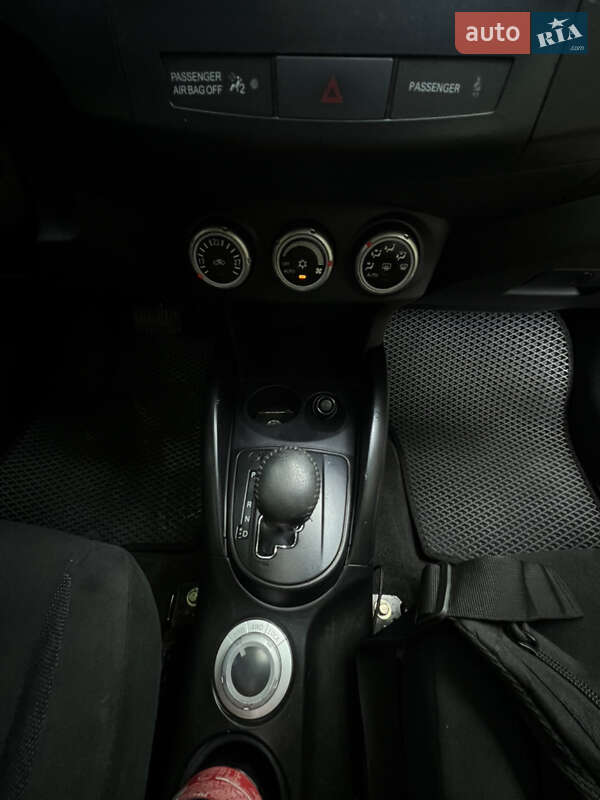 Внедорожник / Кроссовер Mitsubishi Outlander 2008 в Чернигове фото 22 Внедорожник / Кроссовер Mitsubishi Outlander 2008 в Чернигове