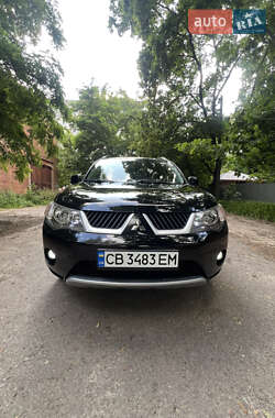 Внедорожник / Кроссовер Mitsubishi Outlander 2008 в 