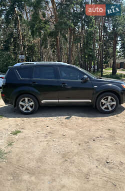 Внедорожник / Кроссовер Mitsubishi Outlander 2007 в 