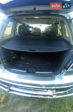 Внедорожник / Кроссовер Mitsubishi Outlander 2006 в 