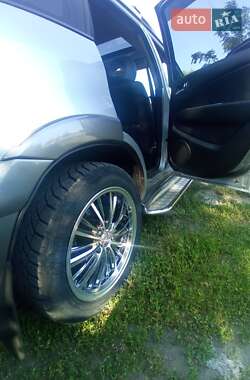 Внедорожник / Кроссовер Mitsubishi Outlander 2006 в 