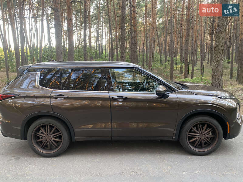 Внедорожник / Кроссовер Mitsubishi Outlander 2022 в Полтаве фото 8 Внедорожник / Кроссовер Mitsubishi Outlander 2022 в Полтаве