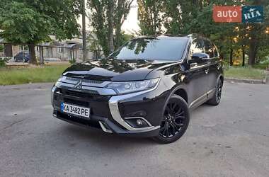 Позашляховик / Кросовер Mitsubishi Outlander 2018 в Білій Церкві