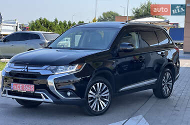 Позашляховик / Кросовер Mitsubishi Outlander 2019 в Дніпрі