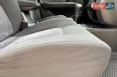 Внедорожник / Кроссовер Mitsubishi Outlander 2006 в 