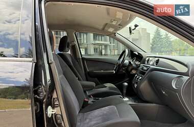 Внедорожник / Кроссовер Mitsubishi Outlander 2006 в 