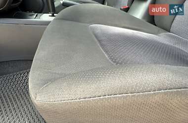 Внедорожник / Кроссовер Mitsubishi Outlander 2006 в 