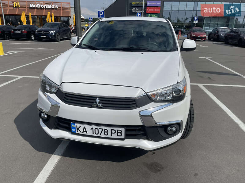 Mitsubishi Outlander 2015