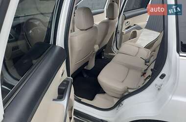 Позашляховик / Кросовер Mitsubishi Outlander 2011 в 