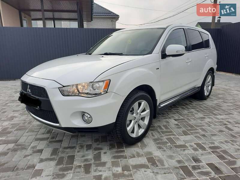 Внедорожник / Кроссовер Mitsubishi Outlander 2011 в Кропивницком