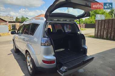 Внедорожник / Кроссовер Mitsubishi Outlander 2008 в 