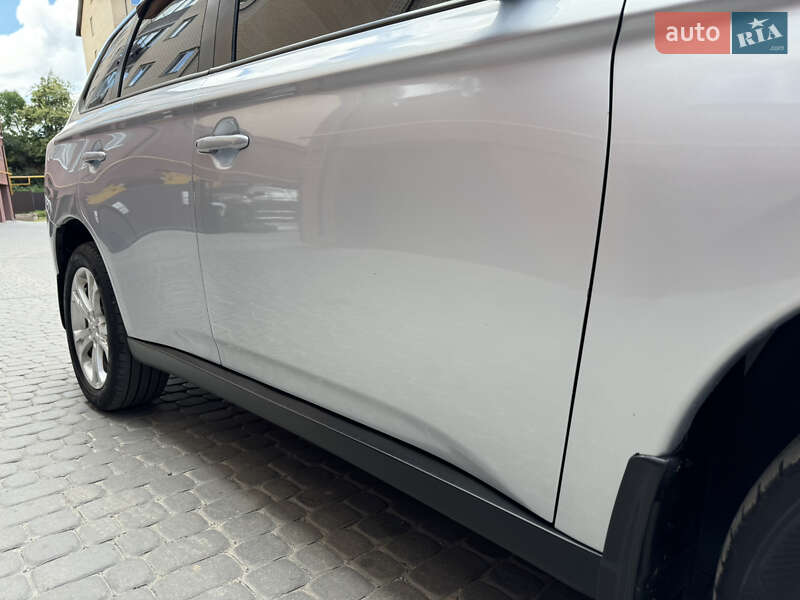 Внедорожник / Кроссовер Mitsubishi Outlander 2013 в Виннице