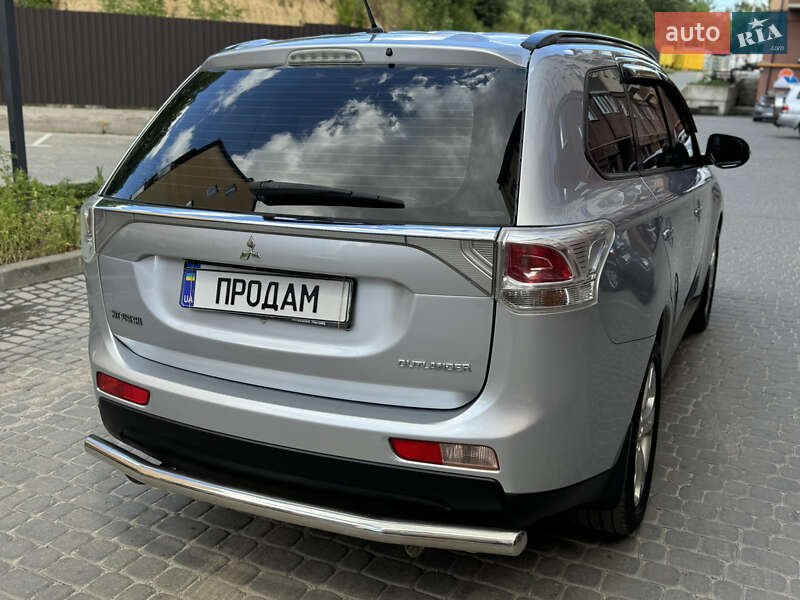 Внедорожник / Кроссовер Mitsubishi Outlander 2013 в Виннице
