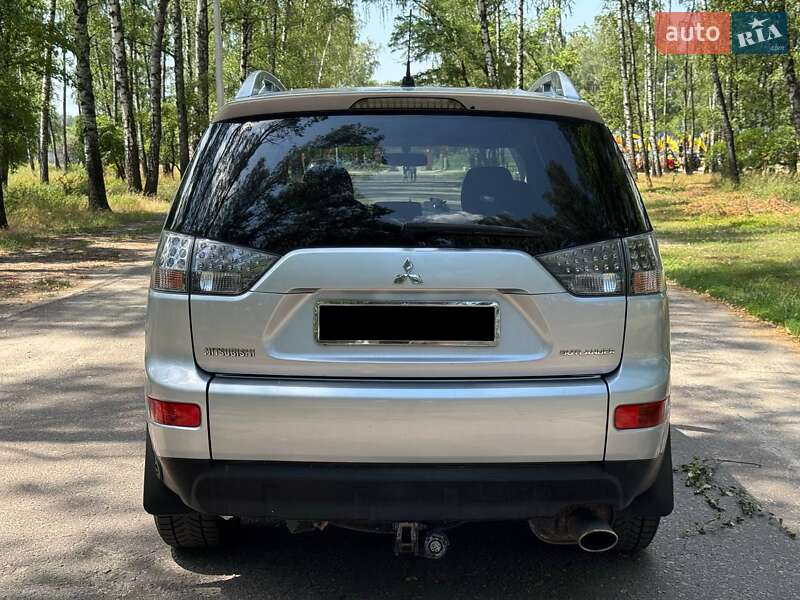 Внедорожник / Кроссовер Mitsubishi Outlander 2008 в Ахтырке