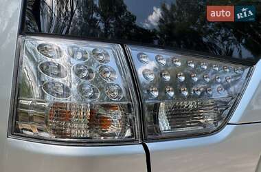 Внедорожник / Кроссовер Mitsubishi Outlander 2008 в 