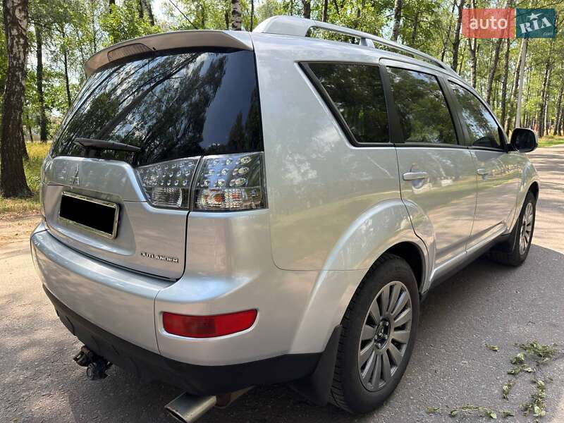Внедорожник / Кроссовер Mitsubishi Outlander 2008 в Ахтырке