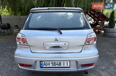 Внедорожник / Кроссовер Mitsubishi Outlander 2009 в 