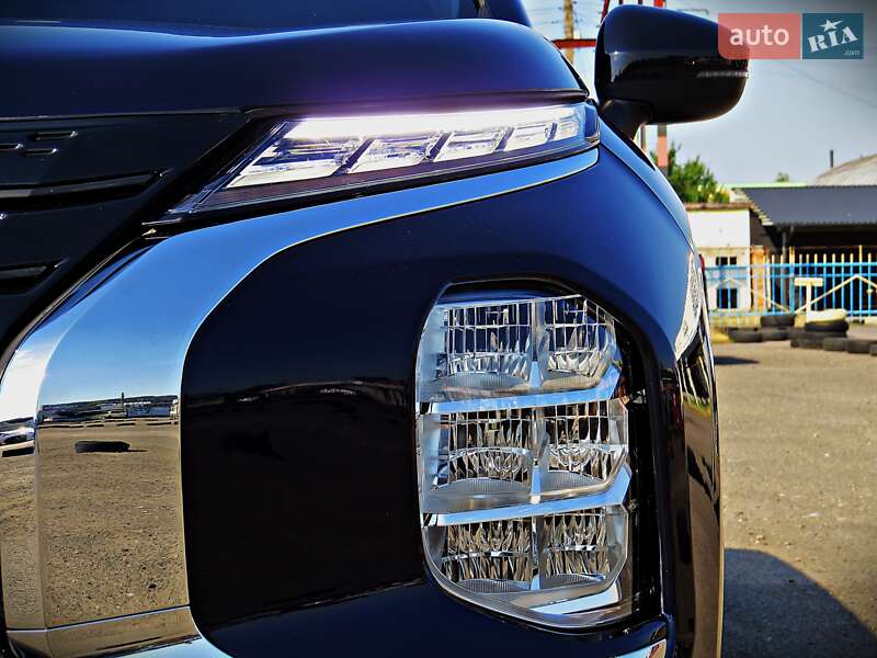 Позашляховик / Кросовер Mitsubishi Outlander 2022 в Черкасах фото 6 Позашляховик / Кросовер Mitsubishi Outlander 2022 в Черкасах