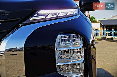Внедорожник / Кроссовер Mitsubishi Outlander 2022 в 