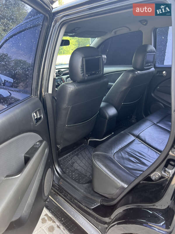 Внедорожник / Кроссовер Mitsubishi Outlander 2004 в Николаеве