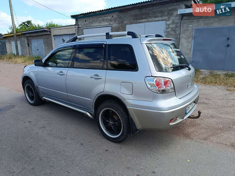 Внедорожник / Кроссовер Mitsubishi Outlander 2003 в Коростене