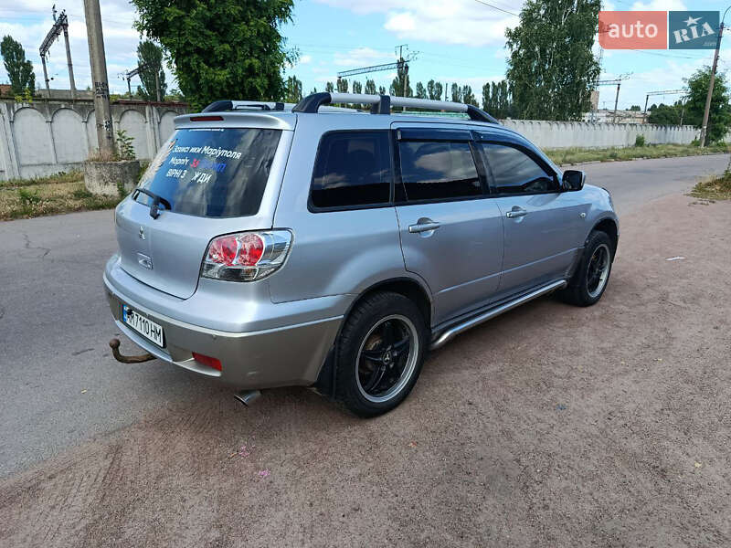 Внедорожник / Кроссовер Mitsubishi Outlander 2003 в Коростене