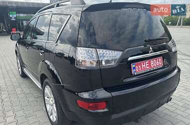 Внедорожник / Кроссовер Mitsubishi Outlander 2011 в 