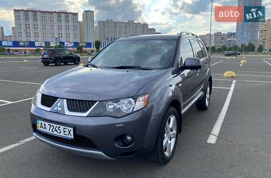Внедорожник / Кроссовер Mitsubishi Outlander 2008 в 