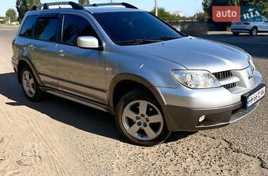 Внедорожник / Кроссовер Mitsubishi Outlander 2006 в 