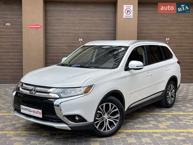 Mitsubishi Outlander 2015