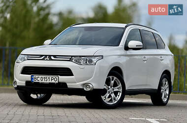Внедорожник / Кроссовер Mitsubishi Outlander 2013 в Трускавце