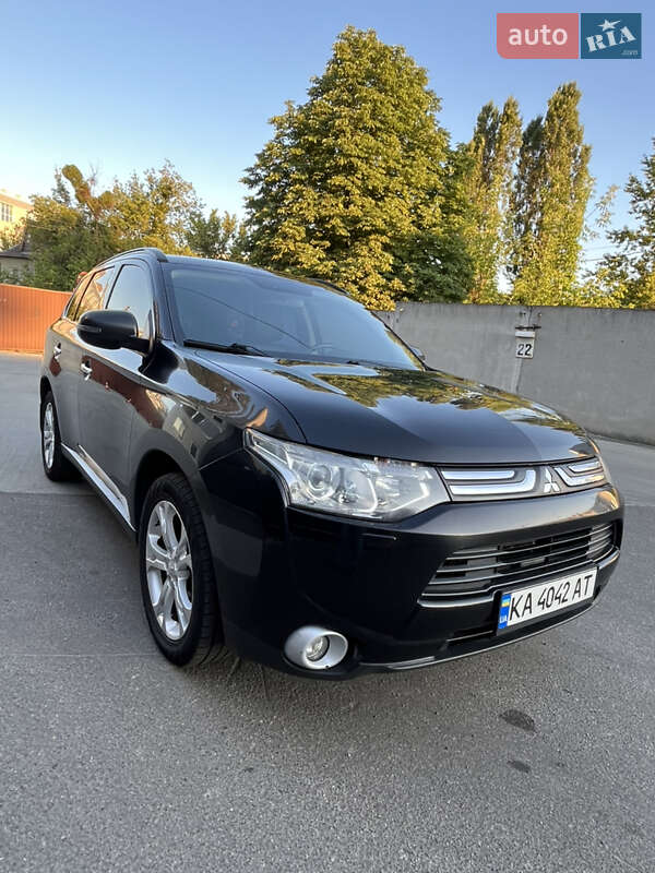 Mitsubishi Outlander 2013