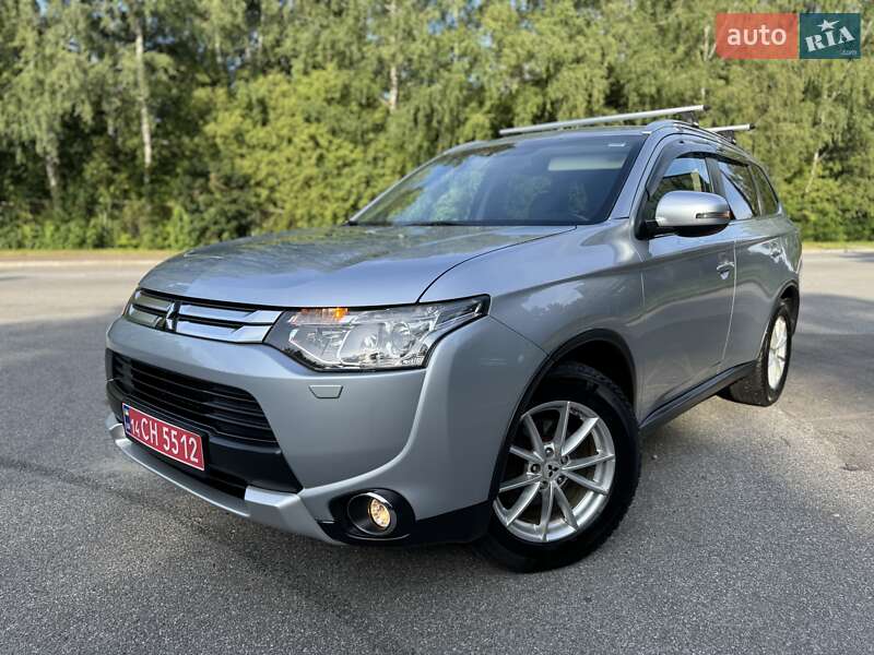 Внедорожник / Кроссовер Mitsubishi Outlander 2015 в Трускавце