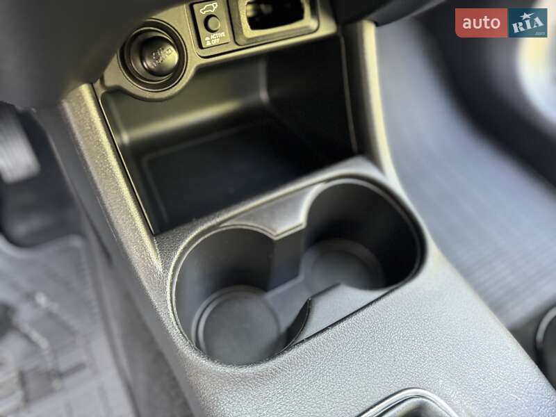 Внедорожник / Кроссовер Mitsubishi Outlander 2015 в Трускавце
