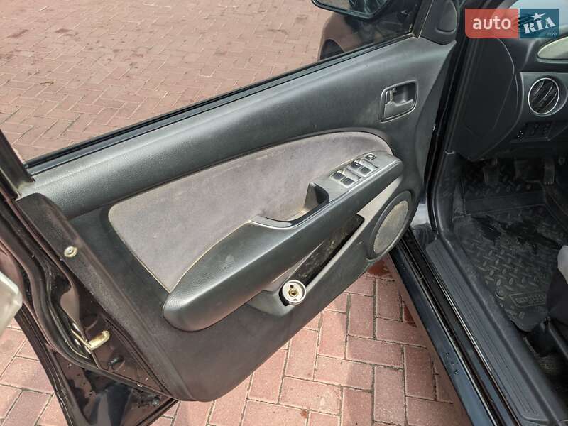 Внедорожник / Кроссовер Mitsubishi Outlander 2007 в Ровно