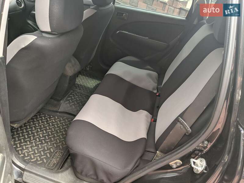 Внедорожник / Кроссовер Mitsubishi Outlander 2007 в Ровно
